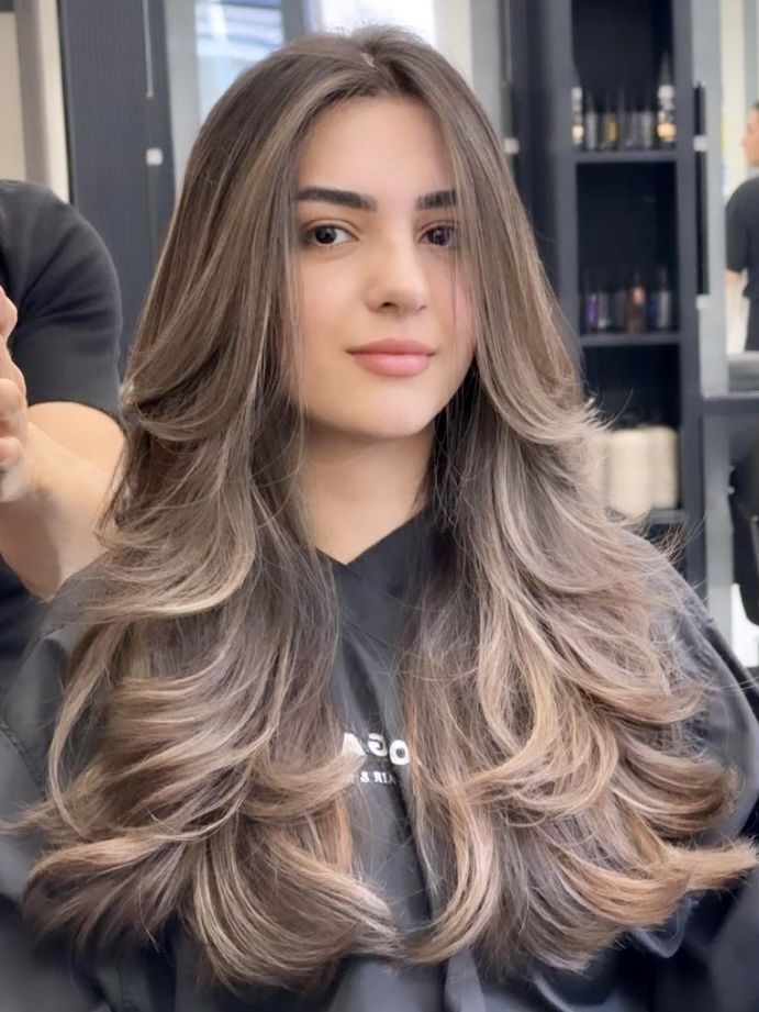 Top 10 Expert Hair Care Secrets from Amigos Salon for Healthy, Shiny Hair
